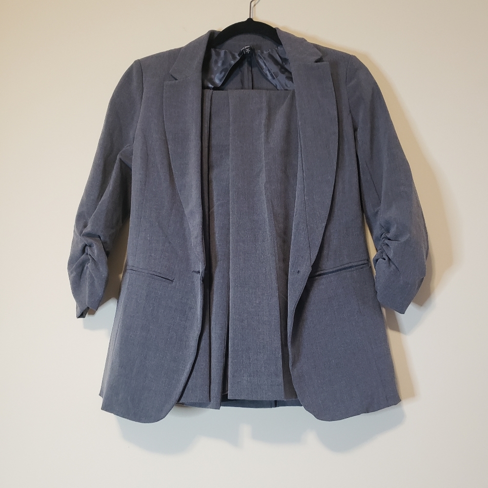 XOXO Suit Set